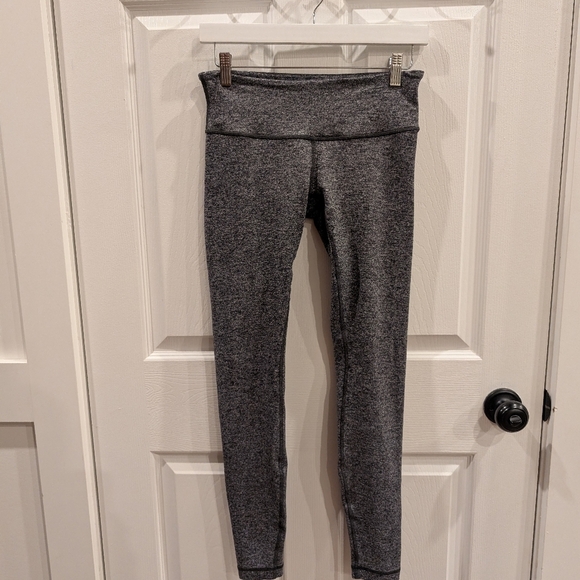 Lululemon Wunder Under leggings - Picture 4 of 8